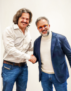 A sinistra Maurizio Pescarini, CEO di Facile.it. A destra Archita D’Auria, CEO di Hydeale.